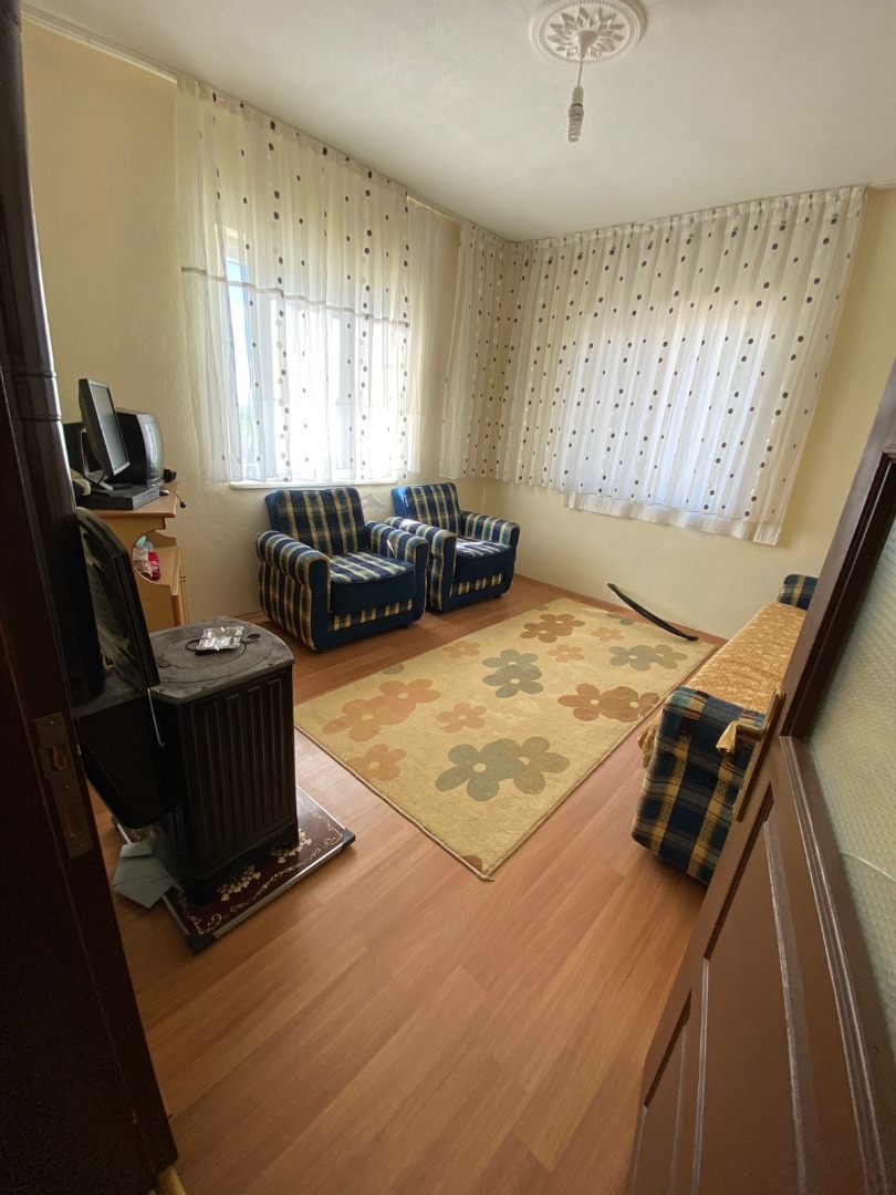 KAYSERİ DEVELİ ZİLE MAHALLESİ KIZANYOLU MEVKİİNDE SATILIK ELMALIK